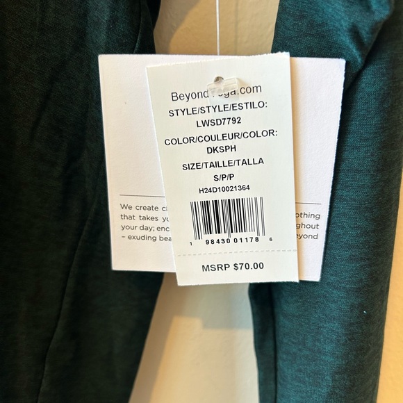 Beyond yoga space dye longsleeve, forest green NWT size S - Picture 2 of 2